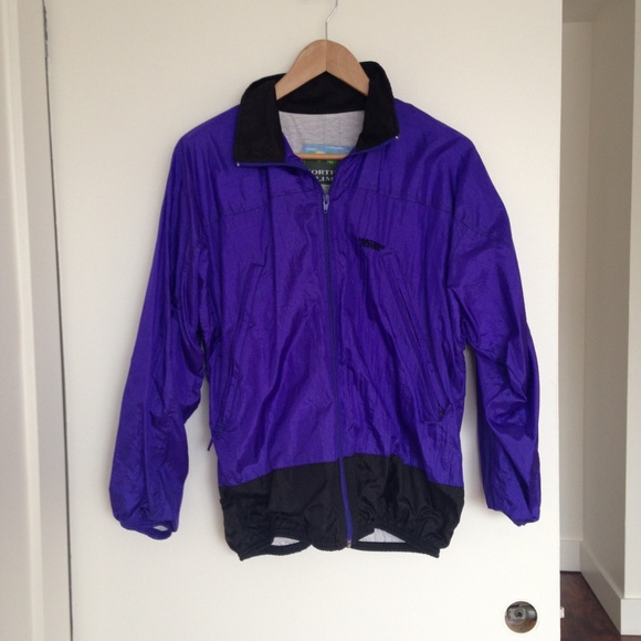 VINTAGE Northern Climate - Purple & Black Windbreaker - Picture 5 of 8